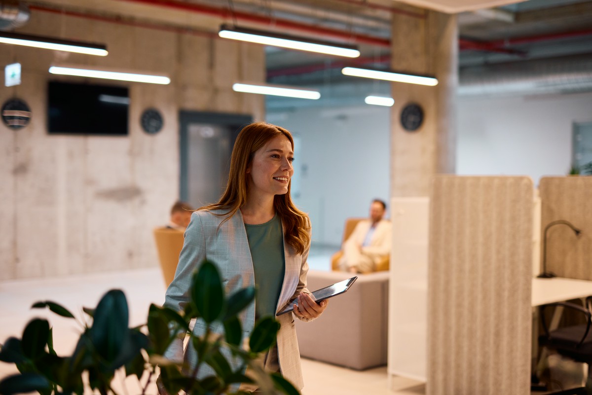 Dlaczego warto zainwestować we frankownice dla biura?